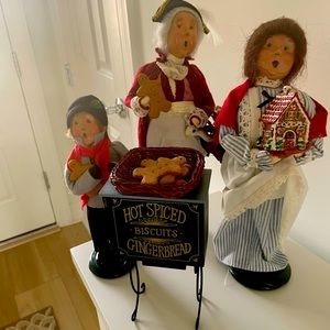 Retired 1996 Byers Choice Gingerbread family